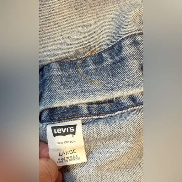 VINTAGE Levi's‎ Jean Jacket#70507-4890 Light Wash Classic Denim - Picture 4 of 5